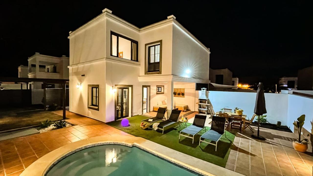 Villa Vulcano Playa Blanca  Exteriör bild